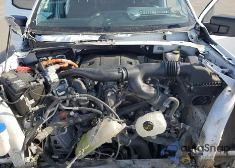 2022 Ford F150 Supercrew z USA, uszkodzony, nr VIN 1FTFW1ED2NFB36810